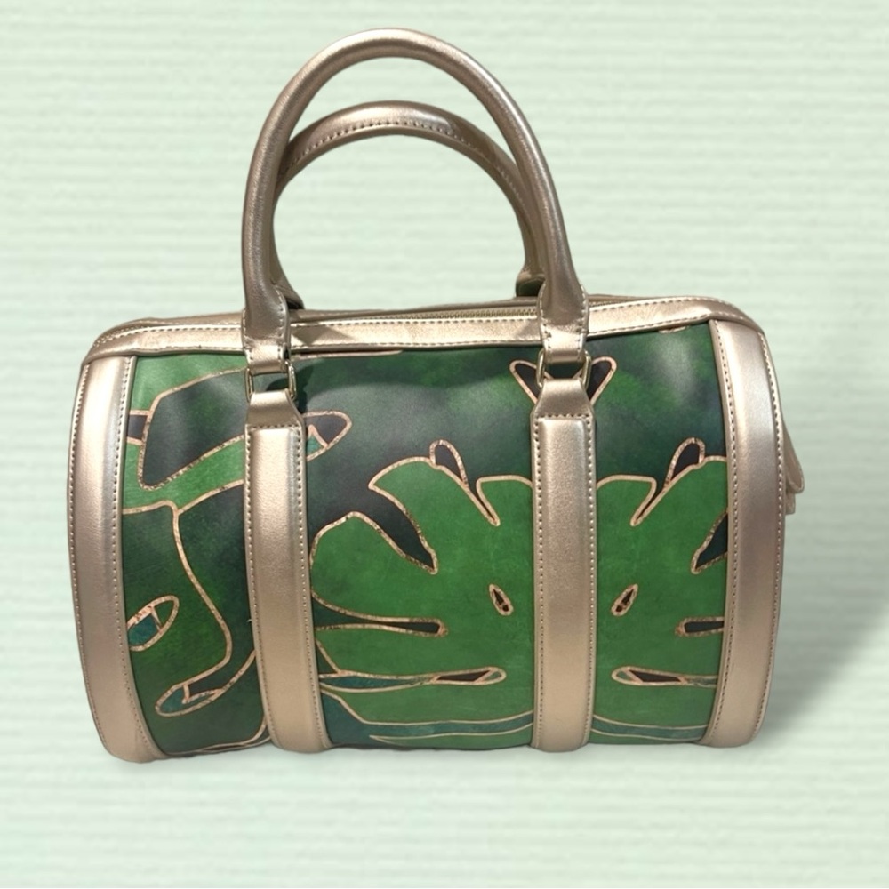 SASSY JONES 🪢NWOT PALM LEAF BOSTON WITH CROSSBODY STRAP